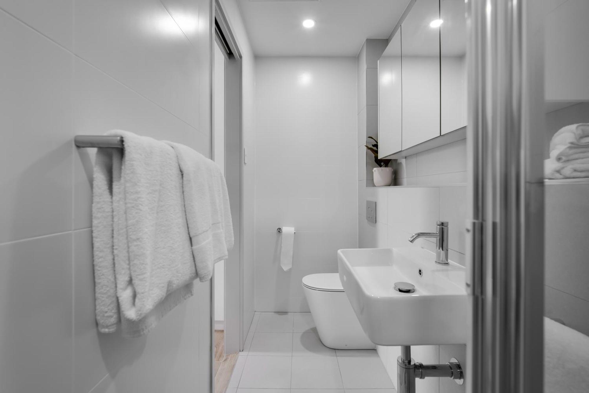 Belmoral Corporate Suites (Adults Only) 汤斯维尔 外观 照片